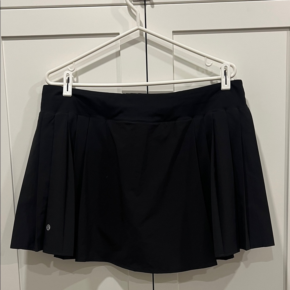 Lululemon Athletica Black Mini Skirt
